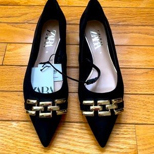Zara flats🖤